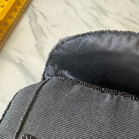 VINTAGE BLACK BEADED EVENING BAG CLUTCH MADE IN FRANCE 'ALBRO' - Picture 10 of 15